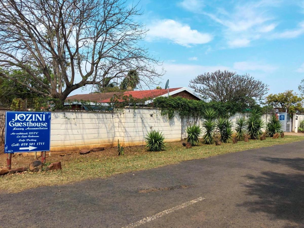 Jozini Guesthouse エクステリア 写真